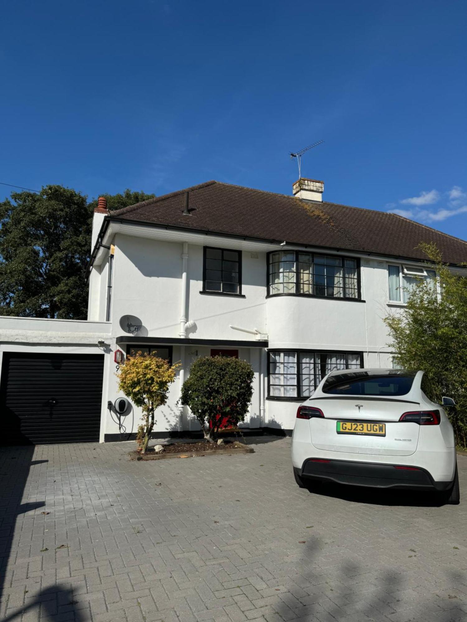 Zarza House Fabulous Art Deco 4 Double Bedrooms Large Garden Free Parking & Wifi * Hatfield (Hertfordshire)
