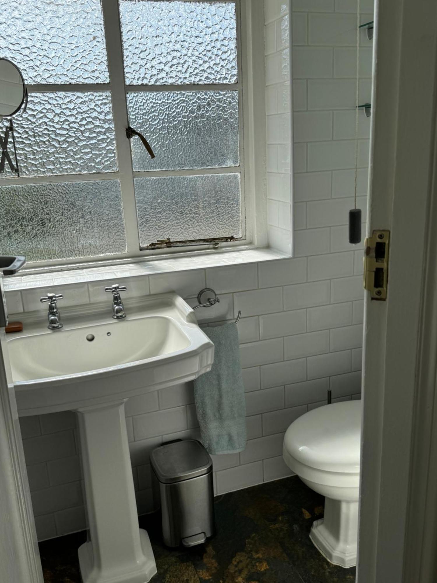 Zarza House Fabulous Art Deco 4 Double Bedrooms Large Garden Free Parking & Wifi Сasa de vacaciones Hatfield (Hertfordshire)